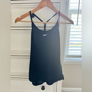 Nike Ultralight tank -Dri fit XS